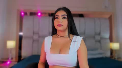 Snapshot of bela_cox chatting on September 24, 11:46 am Bela online show from September 24, 11:46 am