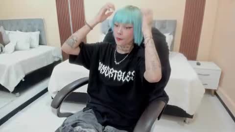 Snapshot of bela_craxkerr chatting on June 15, 12:51 pm Bela online show from June 15, 12:51 pm