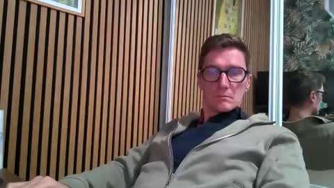 SexFriendFrance online show from January 18, 8:12 pm