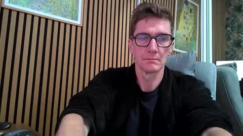 SexFriendFrance online show from March 11, 8:31 am