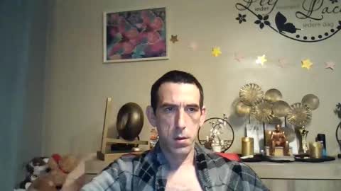 Snapshot of belgianboy33 chatting on September 23, 4:04 am Dreamcock online show from September 23, 4:04 am