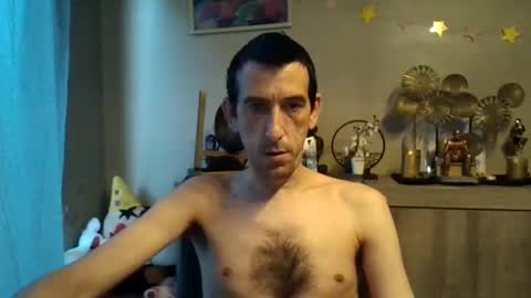 Snapshot of belgianboy33 chatting on October 9, 7:17 am Dreamcock online show from October 9, 7:17 am
