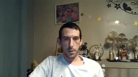 Snapshot of belgianboy33 chatting on October 19, 2:56 am Dreamcock online show from October 19, 2:56 am