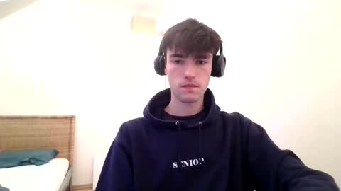 Snapshot of belgiandick2408 chatting on December 30, 3:35 pm belgiandick2408 online show from December 30, 3:35 pm