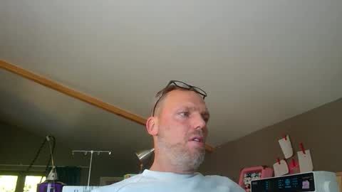 Snapshot of belgianordenary chatting on November 7, 10:26 am belgianordenary online show from November 7, 10:26 am