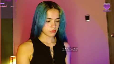   online show from October 28, 5:37 pm