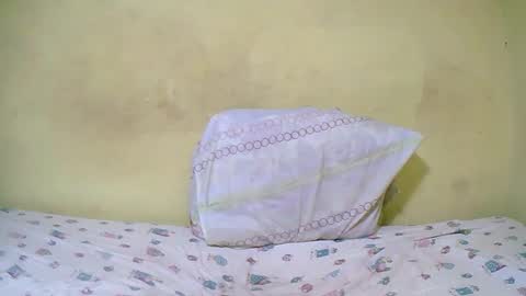 bella193999 online show from December 8, 1:36 pm