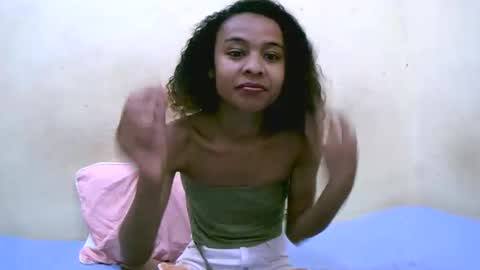 bella193999 online show from November 22, 5:56 pm