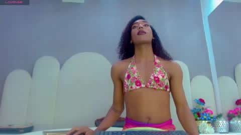 bella_77_ online show from June 26, 4:28 am