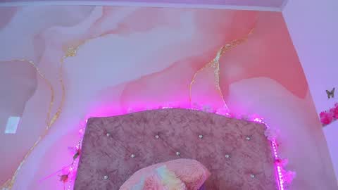 Melanie  online show from January 27, 9:55 pm