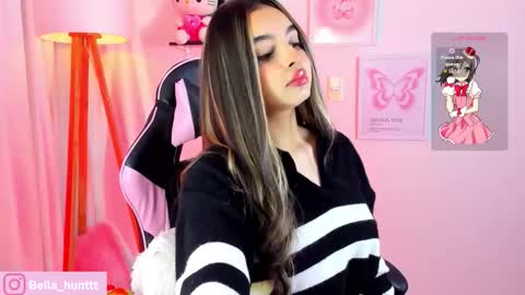 Snapshot of bella_hunteer chatting on November 15, 5:49 am bella igbella hunttt online show from November 15, 5:49 am