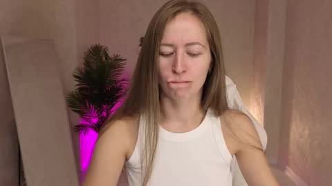 bella_li__ online show from September 11, 3:17 am