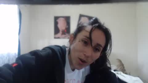 bella_luna34 online show from April 23, 2:19 pm