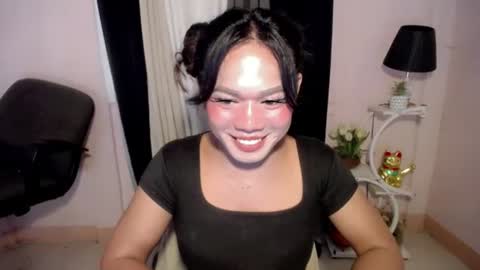 Snapshot of bella_ngo chatting on June 13, 5:16 am bella_ngo online show from June 13, 5:16 am