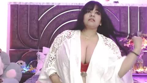 Snapshot of bella_taylor_a chatting on October 15, 3:17 am Bella Taylore online show from October 15, 3:17 am