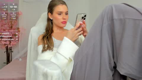  Bellas shedule GMT3 Wed - Sun 3  - 945  online show from December 5, 6:33 pm