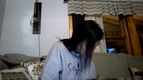 Snapshot of bellaboo999 chatting on January 27, 12:33 am bellaboo999 online show from January 27, 12:33 am