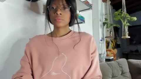 Bellah online show from April 12, 10:31 am