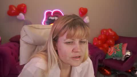 Bella online show from February 15, 2:41 am