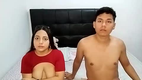 Paola 22 and Andres 24 online show from February 14, 4:47 am