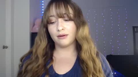 Snapshot of bellamonroee chatting on January 30, 5:09 am Bella Monroe online show from January 30, 5:09 am