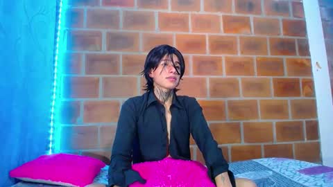 Snapshot of bellamy_094 chatting on October 7, 7:11 pm bellamy_094 online show from October 7, 7:11 pm