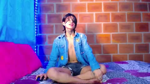 Snapshot of bellamy_094 chatting on October 14, 8:20 pm bellamy_094 online show from October 14, 8:20 pm