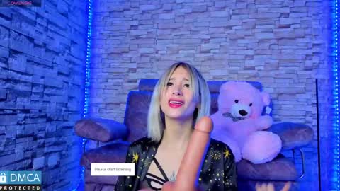 Snapshot of bellaodisea chatting on May 20, 7:20 pm online show from May 20, 7:20 pm