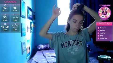 Snapshot of bellaqueen0701 chatting on September 9, 9:31 am bellaqueen0701 online show from September 9, 9:31 am