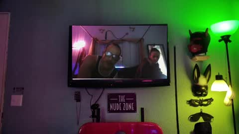 Bellaskeykeeper online show from May 21, 7:26 am