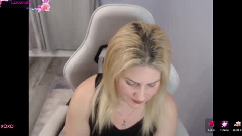 Starr40 online show from October 14, 10:49 am