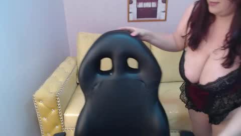 Bella online show from September 25, 4:43 pm