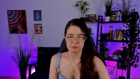 Bella. Ntmu online show from January 4, 7:55 pm