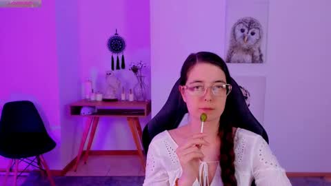 Bella. Ntmu online show from February 18, 11:30 pm