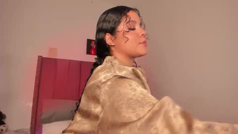 Bella online show from March 7, 8:11 pm