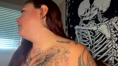 Snapshot of belle_marie chatting on September 12, 2:17 pm Belle xx online show from September 12, 2:17 pm