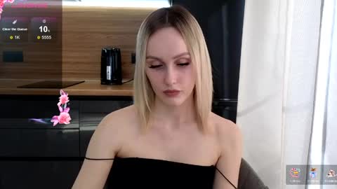 Belle online show from April 10, 7:57 am