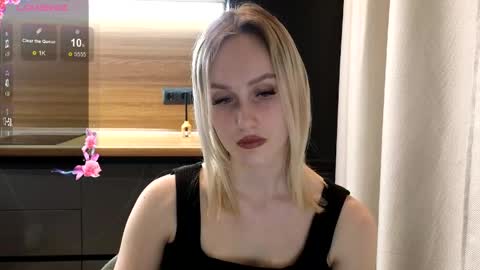 Belle online show from April 16, 6:30 pm