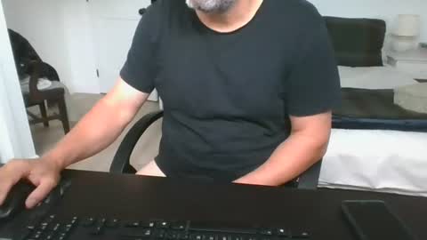 bellequeue19758 online show from June 20, 10:29 am
