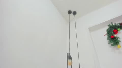 Bellota Flak online show from December 15, 7:57 am