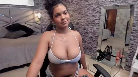 Belly online show from November 20, 2:06 pm