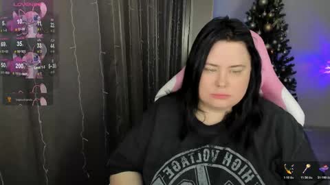 LinaBoo online show from January 11, 4:39 am