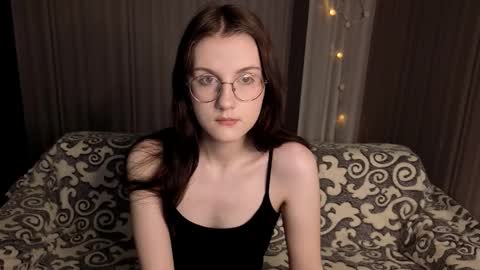 Snapshot of bemine_bemine chatting on February 16, 2:18 am bemine_bemine online show from February 16, 2:18 am