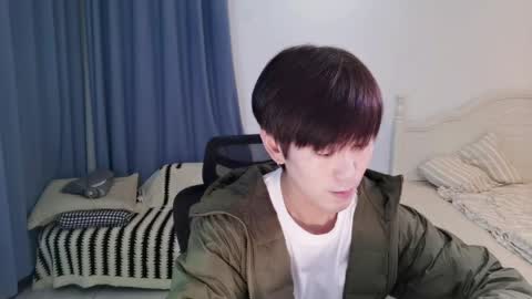 Ben online show from April 4, 3:20 pm