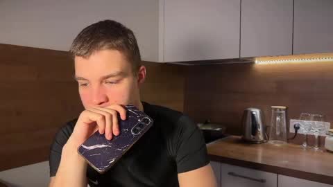 ben_harmon online show from April 15, 7:59 am