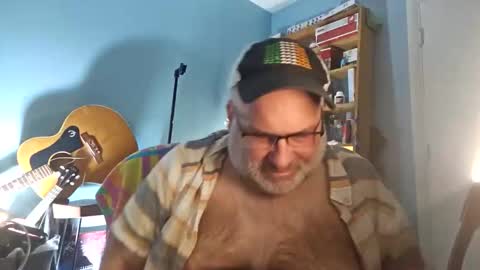 Snapshot of bendavewill chatting on November 30, 12:47 am Bendavewill online show from November 30, 12:47 am