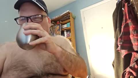 Bendavewill online show from February 15, 9:19 am