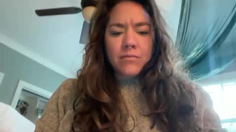 Snapshot of bendlikebecks chatting on April 23, 11:53 am bendlikebecks online show from April 23, 11:53 am
