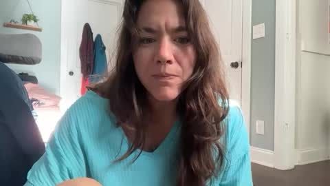 Snapshot of bendlikebecks chatting on May 14, 12:45 pm bendlikebecks online show from May 14, 12:45 pm