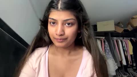 bengalibaddie7_x online show from May 15, 4:36 pm